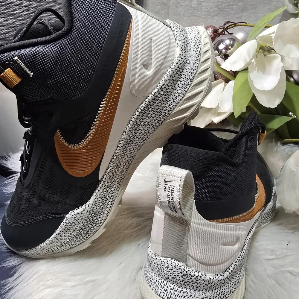 Nike React SFB Carbon 